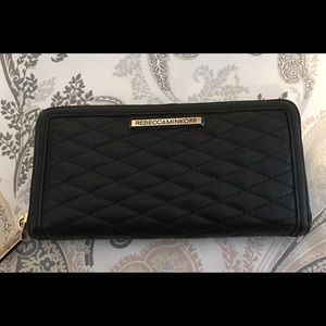 Rebecca Minkoff Ava Zip Wallet Black